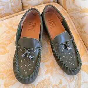 Frye Olive Green Leather Moccasins whipstiched studded 6 M NEW Flats Loafers